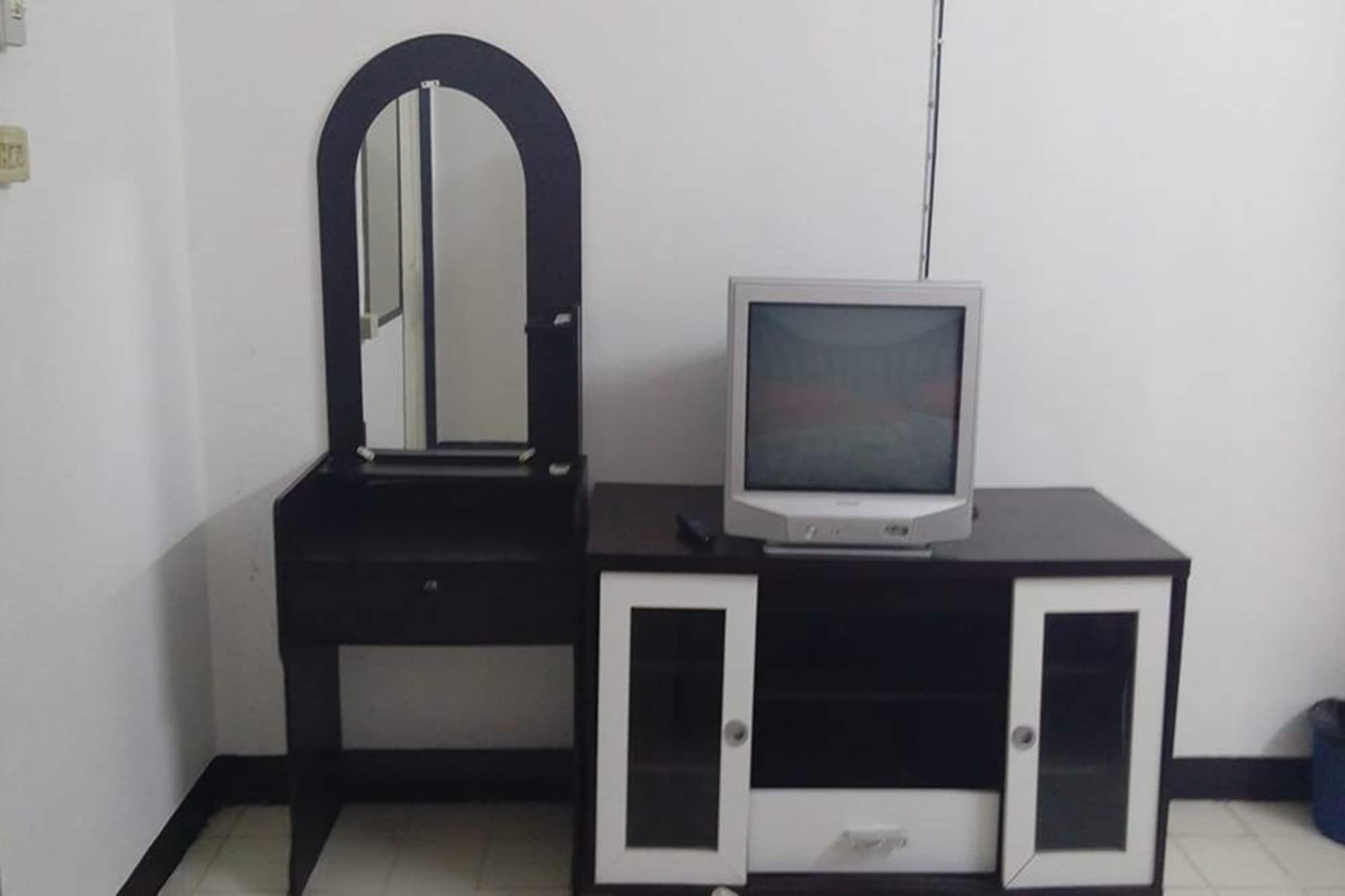 Md Rose Apartment Bangkok Bagian luar foto