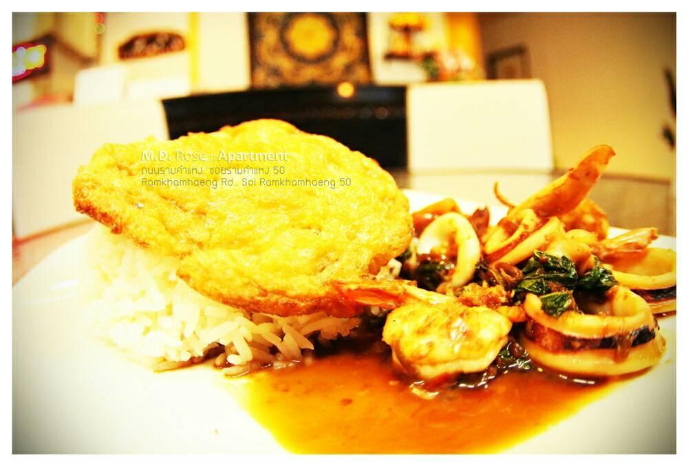 Md Rose Apartment Bangkok Bagian luar foto